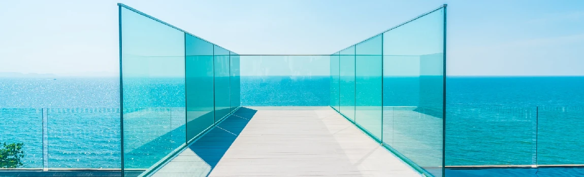 Customized Glass Pool Fence Repair Services in Three Lakes, FL