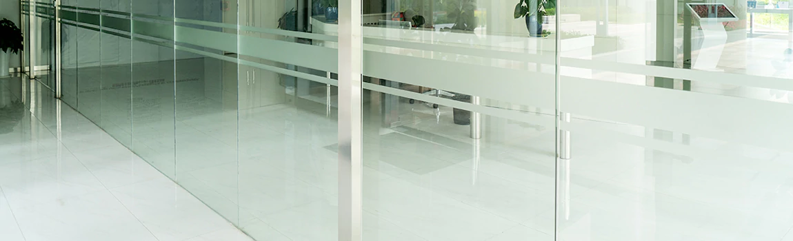 Local Glass Repair in Three Lakes, FL