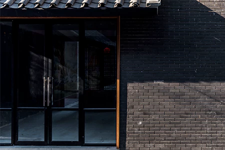 Storefront Glass Installers in Three Lakes, FL